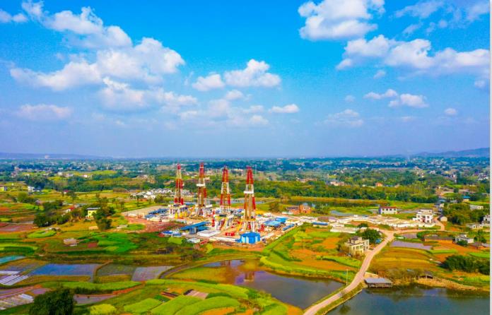 西南油氣田公司頁巖氣日產(chǎn)量超4000萬方！再創(chuàng)歷史新高